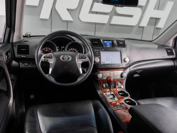 Toyota Highlander II (XU40) Рестайлинг с пробегом 2012 года, цена 2 399 000 рублей, 114321 км, внедорожник, Автокод Объявления
