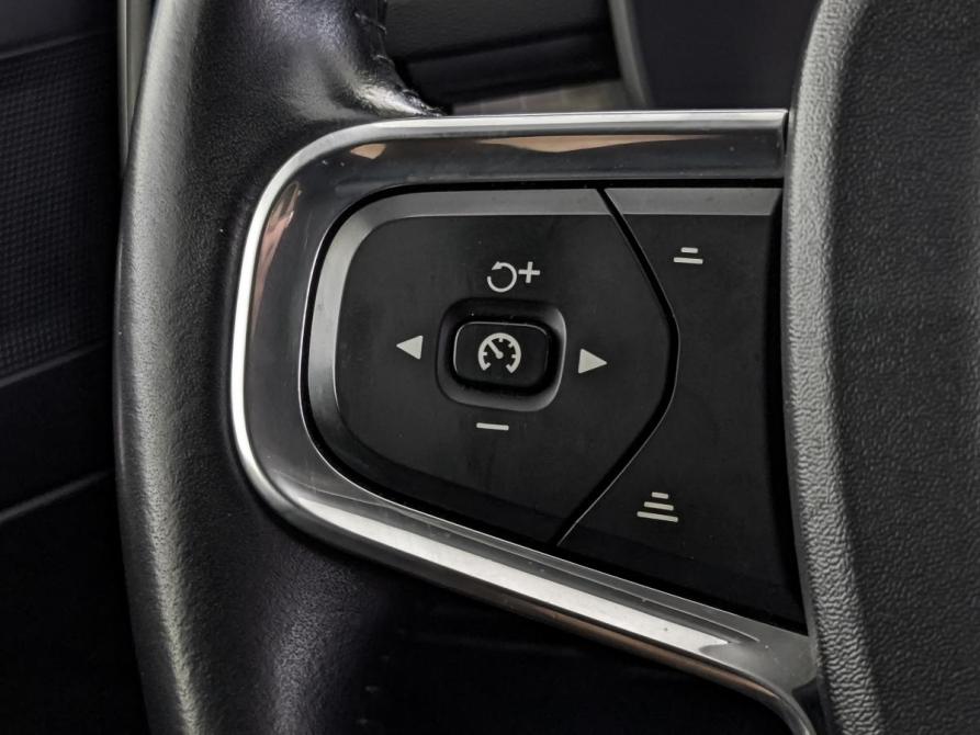 Volvo XC40 I Москва  - изображение 26