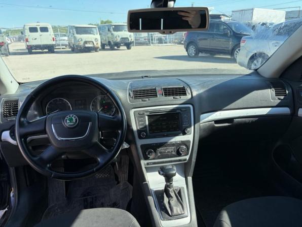 Skoda Octavia II (A5) Рестайлинг с пробегом 2011 года, цена 750 000 рублей, 233931 км, лифтбек, Автокод Объявления