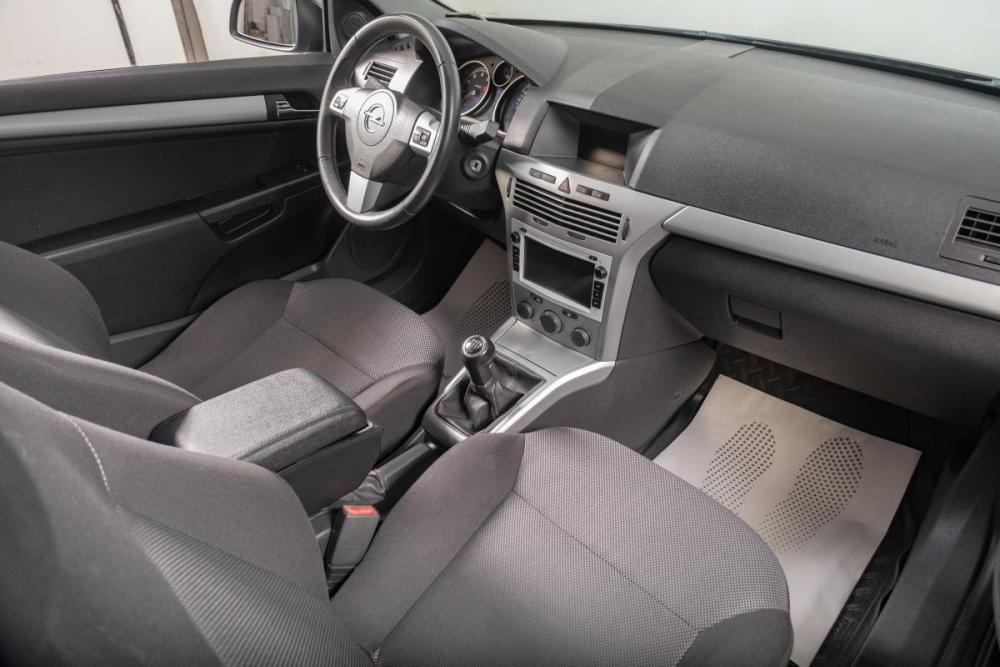 Opel Astra H Рестайлинг Томск  - изображение 18