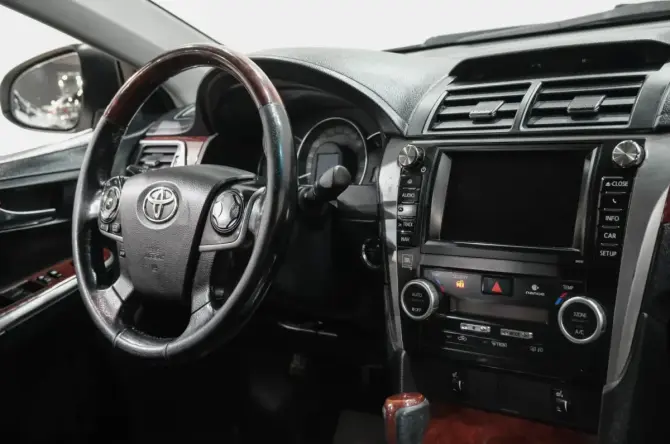 Toyota Camry VII (XV50) с пробегом 2012 года, цена 1 529 000 рублей, 190000 км, седан, Автокод Объявления