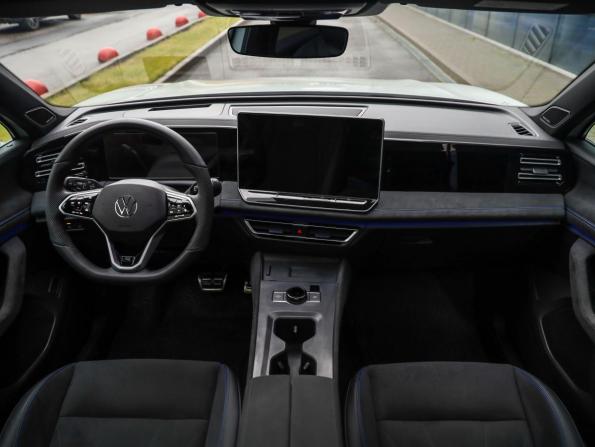 Volkswagen Tiguan III (China Market) с пробегом 2025 года, цена 4 449 000 рублей, 22999 км, внедорожник, Автокод Объявления