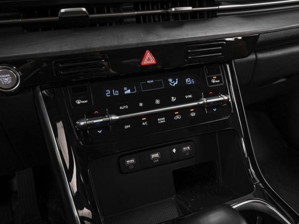 Kia Carnival IV с пробегом 2021 года, цена 3 975 000 рублей, 141966 км, минивэн, Автокод Объявления
