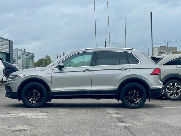 Volkswagen Tiguan II Рестайлинг с пробегом 2021 года, цена 2 270 000 рублей, 55300 км, внедорожник, Автокод Объявления
