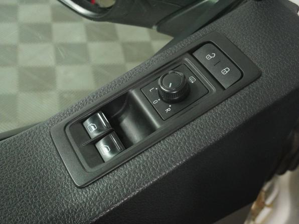 Volkswagen Caravelle T6 с пробегом 2017 года, цена 2 149 000 рублей, 190879 км, минивэн, Автокод Объявления