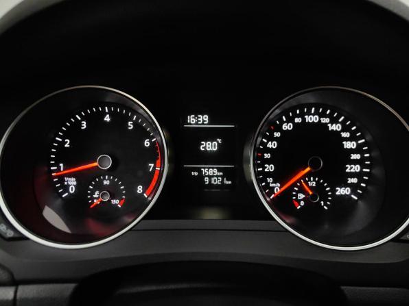Volkswagen Jetta VI Рестайлинг с пробегом 2015 года, цена 1 128 000 рублей, 91000 км, седан, Автокод Объявления