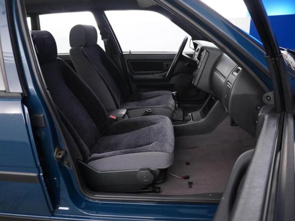 Volvo 460 с пробегом 1993 года, цена 999 999 рублей, 46078 км, седан, Автокод Объявления