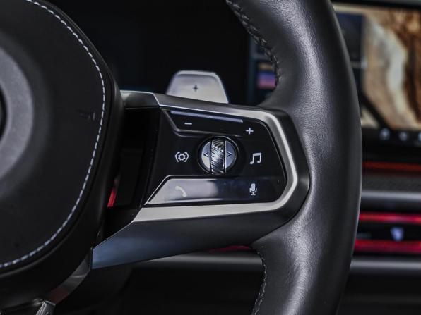 BMW 7 серии VII (G70) с пробегом 2022 года, цена 14 999 000 рублей, 4770 км, седан, Автокод Объявления
