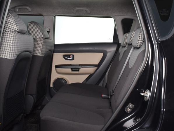Kia Soul I Рестайлинг с пробегом 2013 года, цена 854 999 рублей, 250293 км, хэтчбек, Автокод Объявления