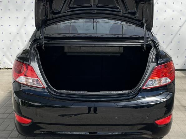 Hyundai Solaris I Рестайлинг с пробегом 2014 года, цена 999 000 рублей, 169152 км, седан, Автокод Объявления