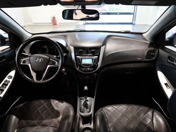 Hyundai Solaris I с пробегом 2011 года, цена 720 000 рублей, 230821 км, хэтчбек, Автокод Объявления