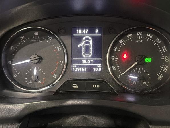 Skoda Fabia II Рестайлинг с пробегом 2011 года, цена 750 000 рублей, 129000 км, хэтчбек, Автокод Объявления
