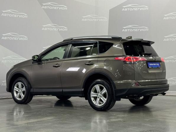 Toyota RAV4 IV (XA40) Рестайлинг с пробегом 2016 года, цена 2 330 000 рублей, 143200 км, внедорожник, Автокод Объявления