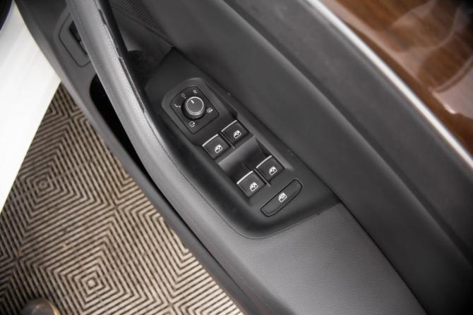 Volkswagen Passat B8 с пробегом 2015 года, цена 1 759 000 рублей, 111484 км, универсал, Автокод Объявления