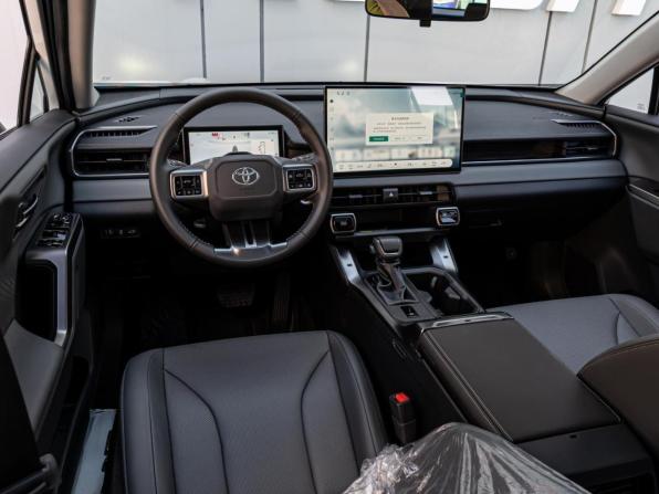 Toyota RAV4 VI (XA60) с пробегом 2026 года, цена 4 510 000 рублей, 53 км, внедорожник, Автокод Объявления