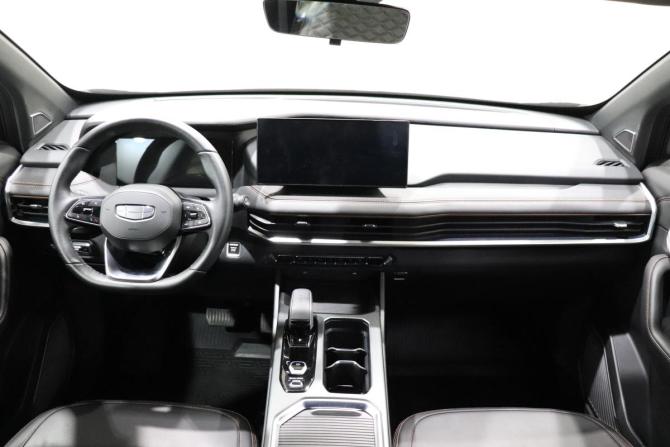 Geely Okavango I Рестайлинг с пробегом 2024 года, цена 3 050 000 рублей, 4430 км, внедорожник, Автокод Объявления