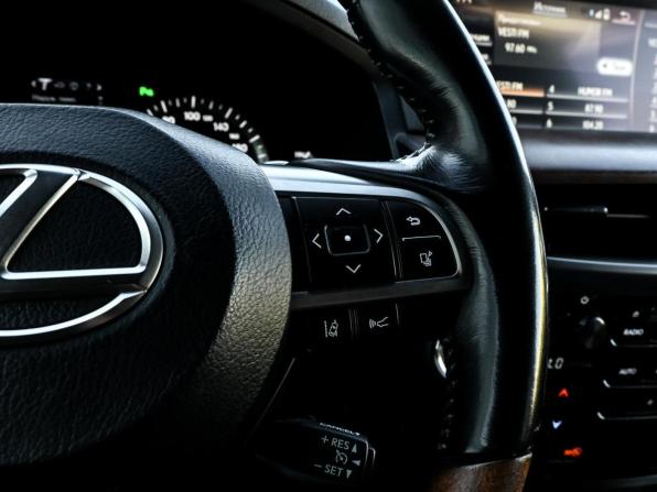 Lexus LX III Рестайлинг 2 с пробегом 2016 года, цена 7 199 000 рублей, 88036 км, внедорожник, Автокод Объявления
