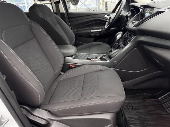 Ford Kuga II Рестайлинг с пробегом 2018 года, цена 1 862 000 рублей, 99652 км, внедорожник, Автокод Объявления