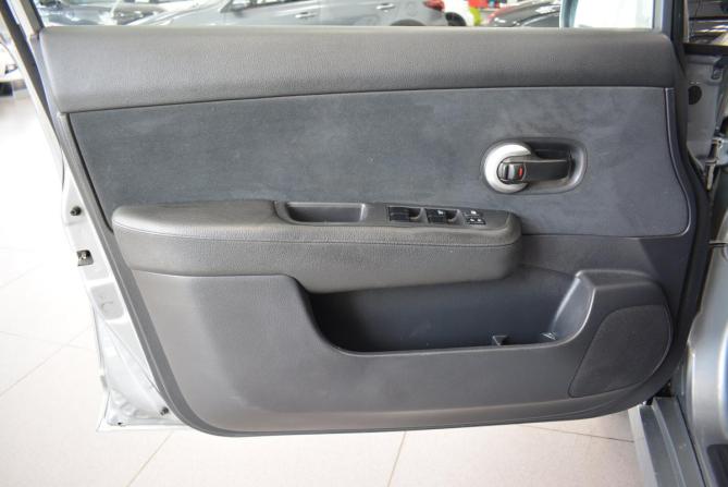 Nissan Tiida I Рестайлинг с пробегом 2011 года, цена 599 000 рублей, 234000 км, седан, Автокод Объявления