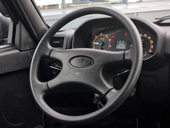 Lada (ВАЗ) Niva Legend с пробегом 2024 года, цена 929 000 рублей, 8448 км, внедорожник, Автокод Объявления