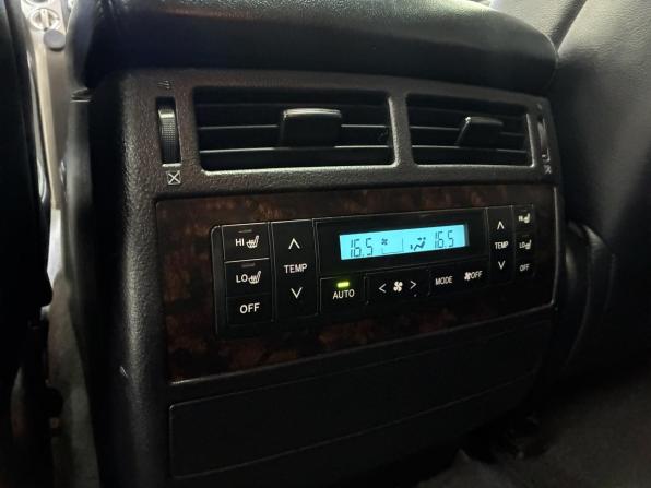 Toyota Land Cruiser 200 Series с пробегом 2011 года, цена 2 499 000 рублей, 255000 км, внедорожник, Автокод Объявления