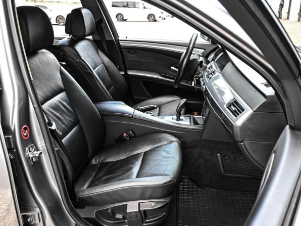 BMW 5 серии V (E60/E61) Рестайлинг с пробегом 2009 года, цена 1 324 000 рублей, 285855 км, седан, Автокод Объявления