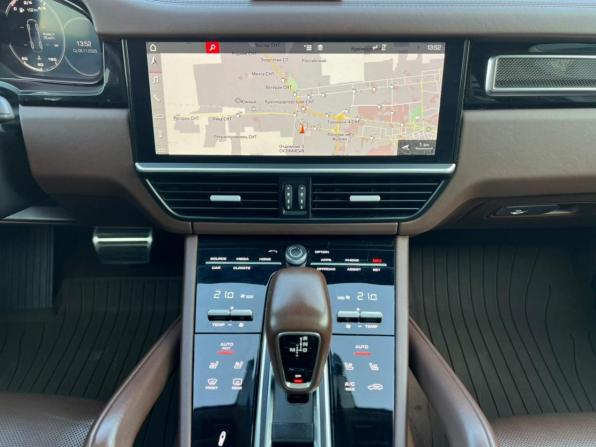 Porsche Cayenne III с пробегом 2018 года, цена 6 999 000 рублей, 87975 км, внедорожник, Автокод Объявления