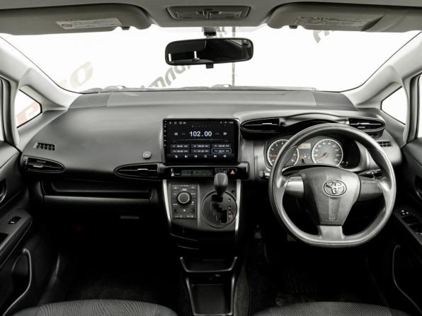 Toyota Wish II Рестайлинг с пробегом 2013 года, цена 1 475 000 рублей, 77764 км, минивэн, Автокод Объявления