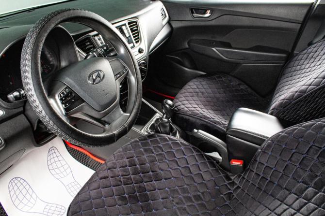 Hyundai Solaris II с пробегом 2018 года, цена 719 000 рублей, 217600 км, седан, Автокод Объявления