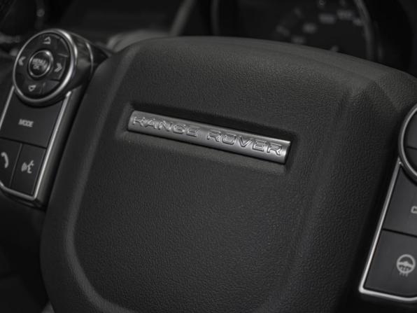 Land Rover Range Rover Sport II с пробегом 2015 года, цена 3 650 000 рублей, 124072 км, внедорожник, Автокод Объявления