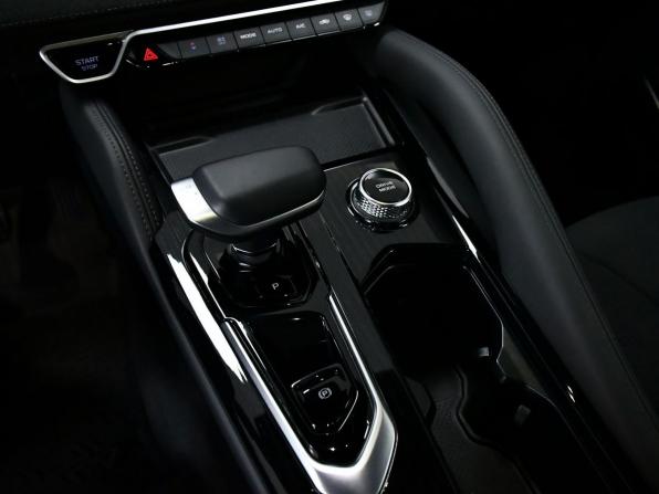 Geely Monjaro I Рестайлинг (China Market) с пробегом 2024 года, цена 3 715 000 рублей, 14000 км, внедорожник, Автокод Объявления