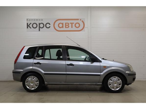Ford Fusion I Рестайлинг с пробегом 2005 года, цена 389 600 рублей, 140185 км, хэтчбек, Автокод Объявления
