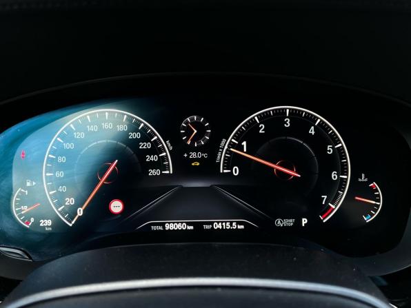 BMW 5 серии VII (G30/G31/G38) с пробегом 2019 года, цена 3 990 000 рублей, 98059 км, седан, Автокод Объявления