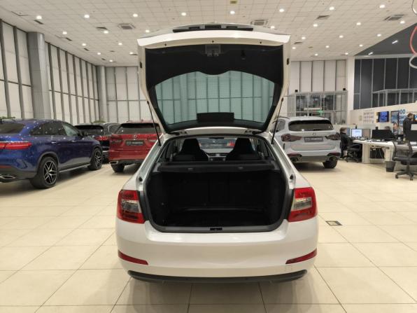 Skoda Octavia III (A7) с пробегом 2014 года, цена 1 250 000 рублей, 131147 км, лифтбек, Автокод Объявления