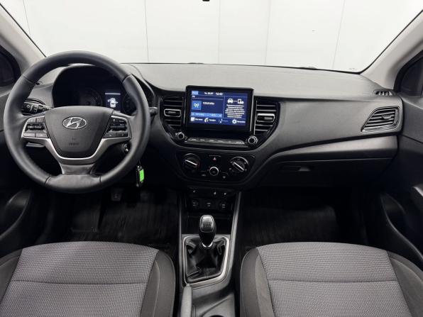 Hyundai Solaris II Рестайлинг с пробегом 2021 года, цена 1 450 000 рублей, 106130 км, седан, Автокод Объявления