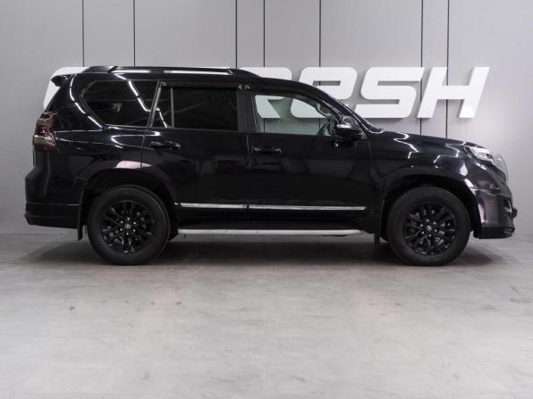 Toyota Land Cruiser Prado 150 Series Рестайлинг 1 с пробегом 2015 года, цена 4 349 000 рублей, 288005 км, внедорожник, Автокод Объявления