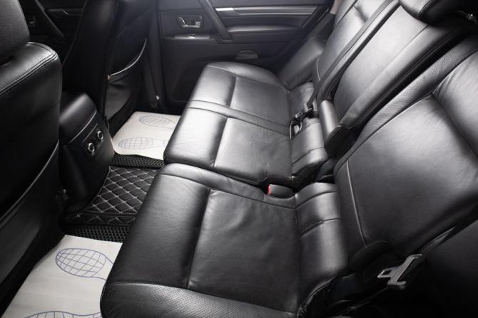 Mitsubishi Pajero IV с пробегом 2010 года, цена 1 819 000 рублей, 180000 км, внедорожник, Автокод Объявления
