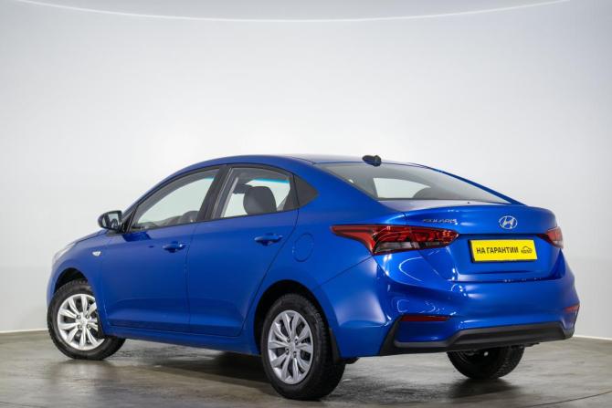 Hyundai Solaris II с пробегом 2018 года, цена 1 359 000 рублей, 70000 км, седан, Автокод Объявления