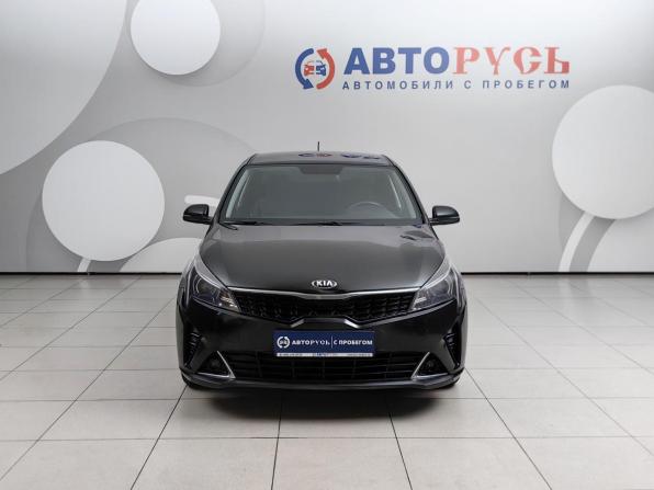 Kia Rio IV Рестайлинг с пробегом 2021 года, цена 1 649 000 рублей, 79267 км, седан, Автокод Объявления