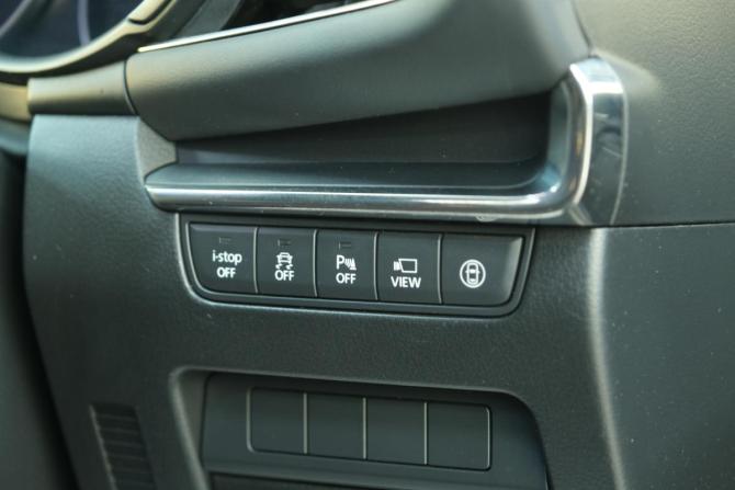 Mazda 3 IV (BP) с пробегом 2019 года, цена 1 699 000 рублей, 39000 км, хэтчбек, Автокод Объявления