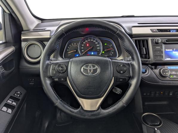Toyota RAV4 IV (XA40) с пробегом 2015 года, цена 1 825 000 рублей, 236892 км, внедорожник, Автокод Объявления