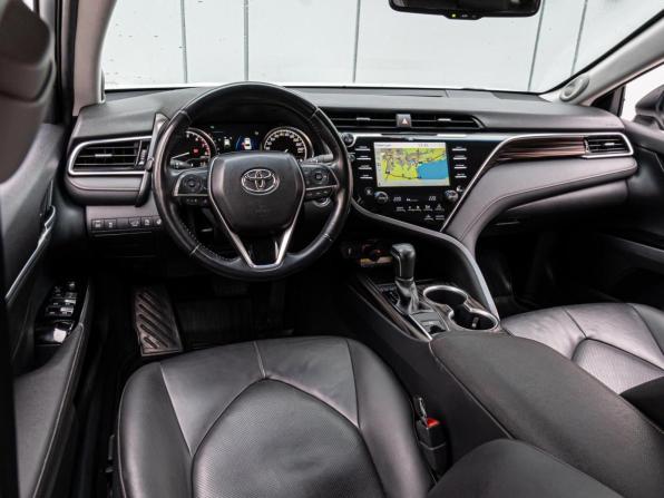 Toyota Camry VIII (XV70) с пробегом 2019 года, цена 3 040 000 рублей, 88353 км, седан, Автокод Объявления