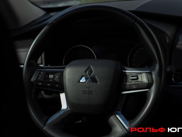 Mitsubishi Outlander IV с пробегом 2022 года, цена 3 443 000 рублей, 12149 км, внедорожник, Автокод Объявления