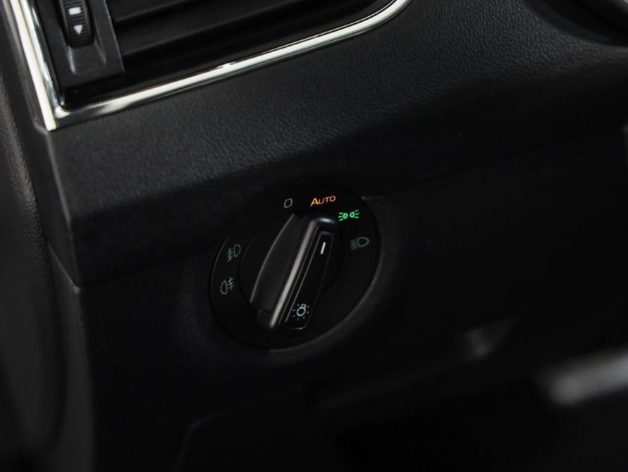 Skoda Octavia III (A7) Рестайлинг Санкт-Петербург  - изображение 19