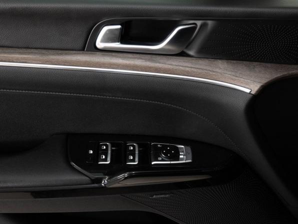 Kia K5 III с пробегом 2021 года, цена 2 548 000 рублей, 122494 км, седан, Автокод Объявления