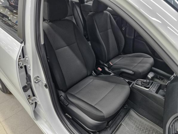 Kia Rio IV Рестайлинг с пробегом 2021 года, цена 1 420 000 рублей, 94620 км, седан, Автокод Объявления