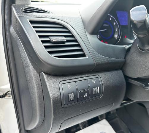 Hyundai Solaris I Рестайлинг с пробегом 2014 года, цена 775 000 рублей, 205637 км, седан, Автокод Объявления