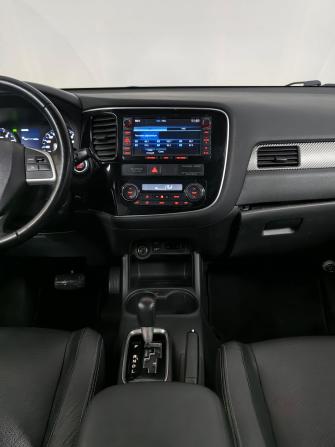 Mitsubishi Outlander III с пробегом 2013 года, цена 1 323 000 рублей, 129854 км, внедорожник, Автокод Объявления