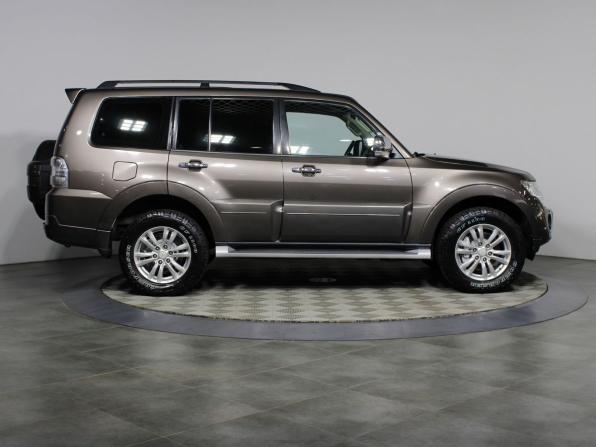 Mitsubishi Pajero IV Рестайлинг 1 с пробегом 2013 года, цена 2 157 000 рублей, 222758 км, внедорожник, Автокод Объявления