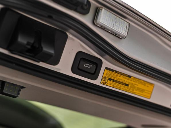 Toyota Land Cruiser 200 Series Рестайлинг 1 с пробегом 2013 года, цена 3 314 000 рублей, 251282 км, внедорожник, Автокод Объявления